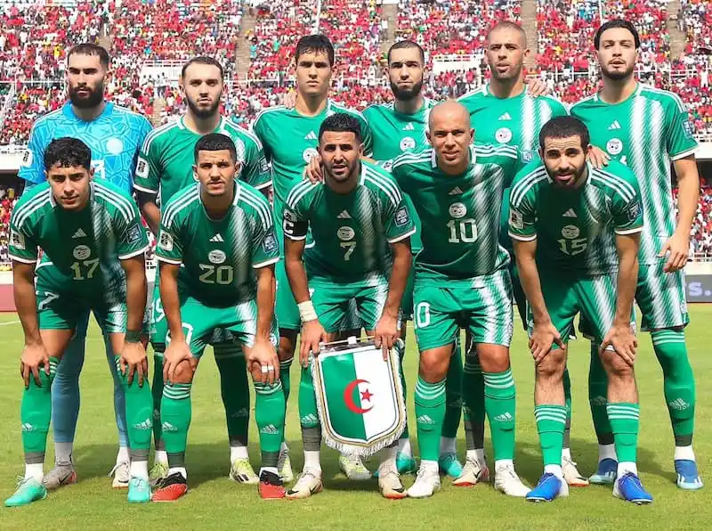 منتحب الجزائر
